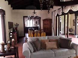 Casa Antigua