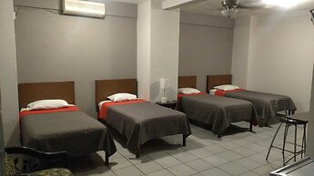 Hotel Caracoles Colima