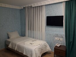 Blue Sail Hotel