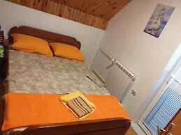 Remarkable 3-bed House in Zabljak