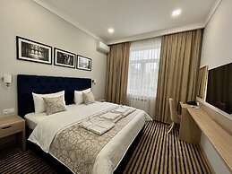 Bristol Hotel Tashkent