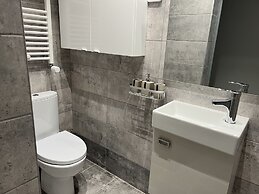 Stunning 3-Room Penthouse W10+W11