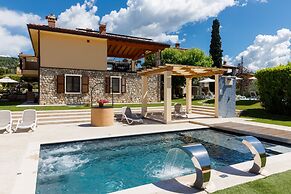 Residence Rustico
