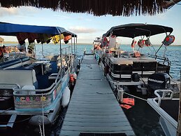 Papitos Bacalar Hotel and Marina