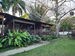 Papitos Bacalar Hotel and Marina
