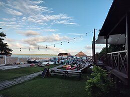 Papitos Bacalar Hotel and Marina
