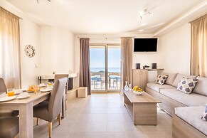 Private Modern Villa w Pool and Stunning sea Views