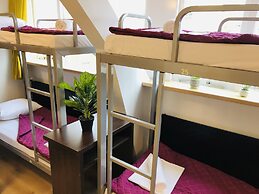 Space Hostel