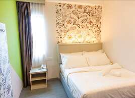 The Crown Hotel Klia