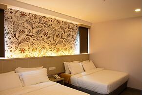 The Crown Hotel Klia