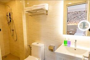 The Crown Hotel Klia