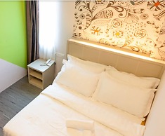 The Crown Hotel Klia