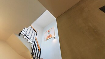 Belci City House