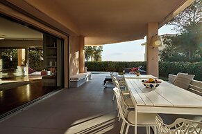 Luxurious Villa Philoxenia