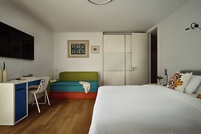 Luxurious Villa Philoxenia