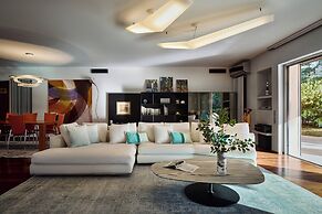 Luxurious Villa Philoxenia