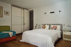 Luxurious Villa Philoxenia