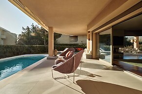Luxurious Villa Philoxenia