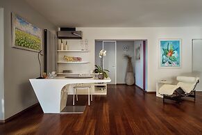 Luxurious Villa Philoxenia