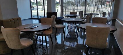 Acar Airport Hotel Plus