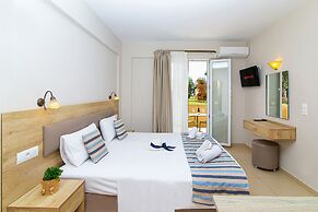 Theo Star Beach Hotel