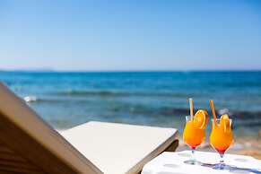 Theo Star Beach Hotel