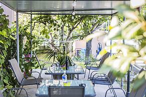 NIKOLOUZOS SUNNY ESTATE