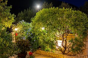 Villa Dionysios