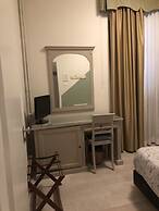Hotel Bristol