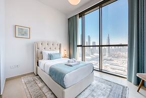 3205 Downtown Views