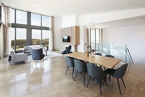 Minthis Resort