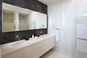 Minthis Resort