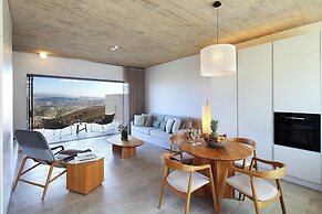 Minthis Resort