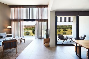 Minthis Resort