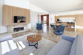 Minthis Resort