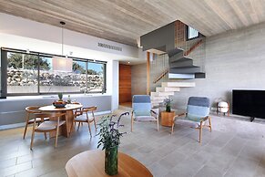 Minthis Resort