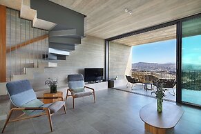Minthis Resort