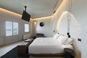 Hom Santorini