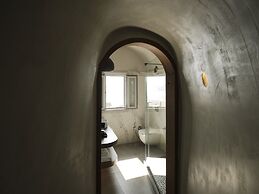 Hom Santorini