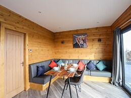Hilltop Lodge