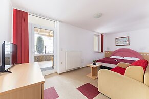 Hotel Center