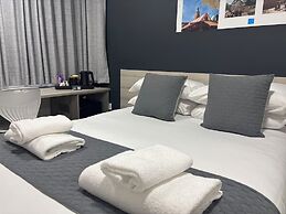 Broadview Hotel