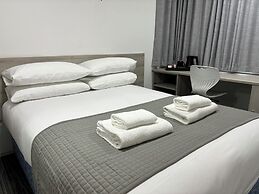 Broadview Hotel