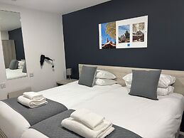 Broadview Hotel