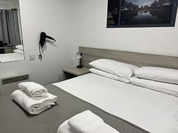 Broadview Hotel
