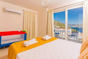 Charming 4-bed Villa in Kalkan Magnificent View