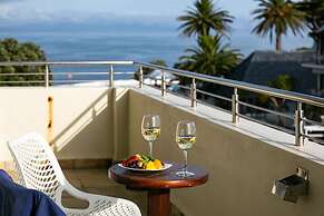 Harbour Square Hotel