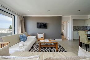 Harbour Square Hotel