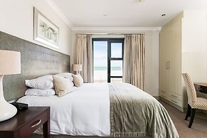 Harbour Square Hotel