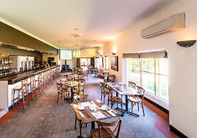 Parkes International Motor Inn